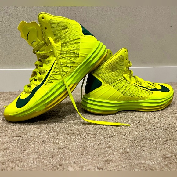 2012 Hyperdunks 👀 - Picture 1 of 2